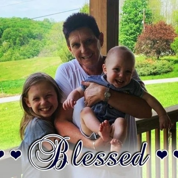 Meet your Posher, Michelle - Picture 1 of 1